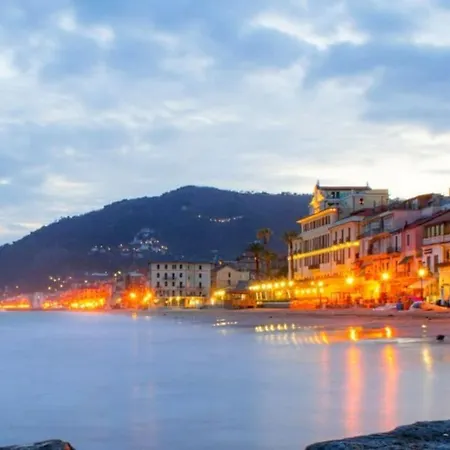 Appartement Exclusive With Sea View Alassio