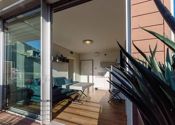 Exclusive With Sea View *